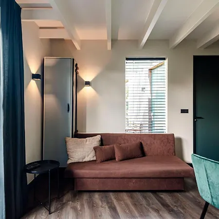 Zandvoort Lodge Room photo